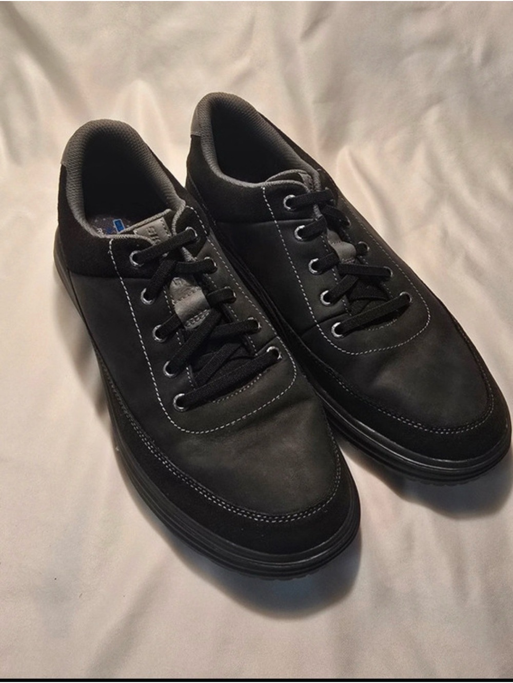 Skechers Proven - Aldeno Men's Leather Casual
Sneakers - Black - Size 11.5 US